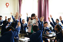 逼水操君谊中学“新初中”